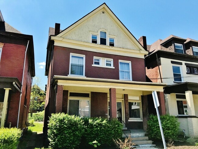 5442 Jackson St in Pittsburgh, PA - Building Photo - Building Photo
