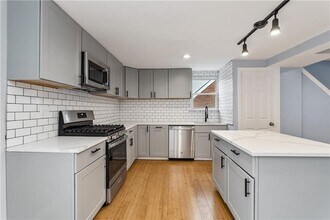 126 8th Ave in Pittsburgh, PA - Building Photo - Building Photo