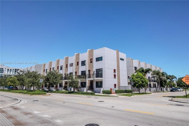 property at 113 NE 6th St