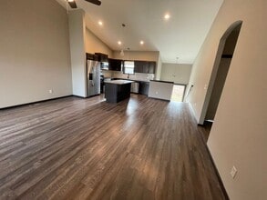 12813-12815 E Timber Lake Ct in Wichita, KS - Building Photo - Building Photo