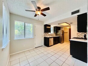 7001 Winedale Dr in Austin, TX - Building Photo - Building Photo