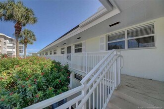 68 Yacht Club Dr in North Palm Beach, FL - Building Photo - Building Photo