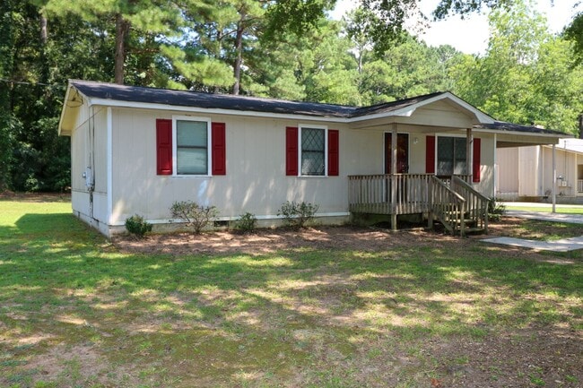 139 Ilamo Cir in Pell City, AL - Building Photo - Building Photo