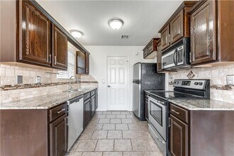 804 Tyler St in Centerton, AR - Building Photo - Building Photo