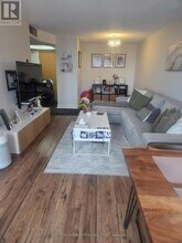 5795 Yonge St in Toronto, ON - Building Photo - Building Photo