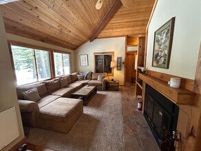 100 Winding Creek Rd in Olympic Valley, CA - Building Photo - Building Photo