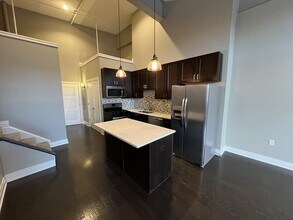 Nickel City Lofts in Buffalo, NY - Foto de edificio - Building Photo