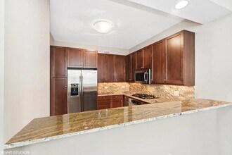 600 N Lake Shore Dr, Unit 3610 in Chicago, IL - Building Photo - Building Photo