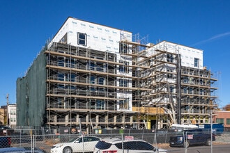 Evo on Emerson in Denver, CO - Building Photo - Building Photo