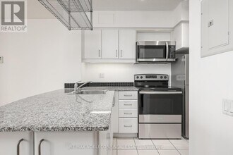 33 Sheppard Ave E in Toronto, ON - Building Photo - Building Photo