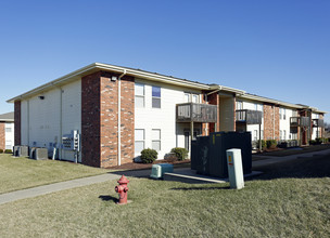 Ozark Mountain Apartmets in Ozark, MO - Building Photo - Building Photo