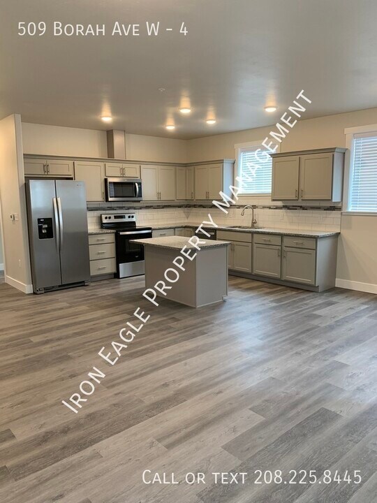 509 Borah Ave W, Unit 4 in Twin Falls, ID - Building Photo