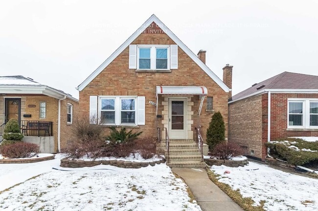 property at 5434 S Newcastle Ave
