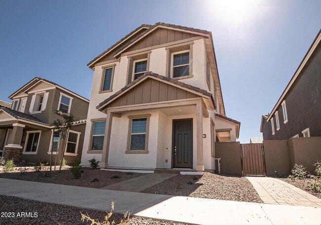 1941 W Holden Dr in Phoenix, AZ - Building Photo - Building Photo