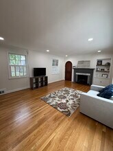 4726 Sedgwick St NW in Washington, DC - Building Photo - Building Photo