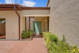 21770 Cypress Dr in Boca Raton, FL - Building Photo - Building Photo