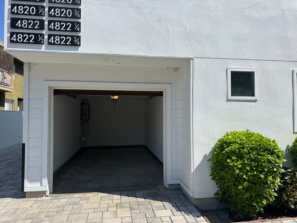 4822 1/2 S Slauson Ave in Culver City, CA - Building Photo