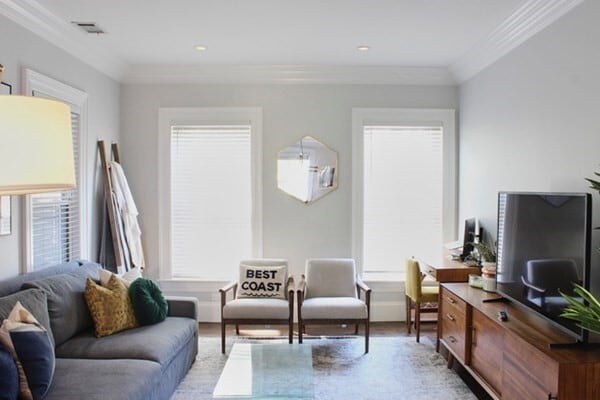 352 K St, Unit 1 in Boston, MA - Foto de edificio - Building Photo