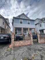 819 William St in Bridgeport, CT - Building Photo