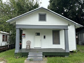 206 Hobson St in Lafayette, LA - Building Photo - Building Photo
