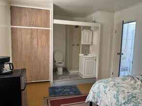 4046 Alla Rd, Unit #2 in Los Angeles, CA - Foto de edificio - Building Photo