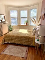 25 Besch Ave in Albany, NY - Building Photo