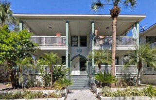2749 Vernon Terrace in Jacksonville, FL - Building Photo