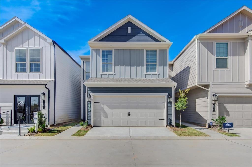 1709 Summerlyn Ter Dr in Houston, TX - Building Photo