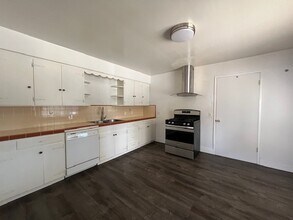 644 W 4th Ave in Chico, CA - Building Photo - Building Photo