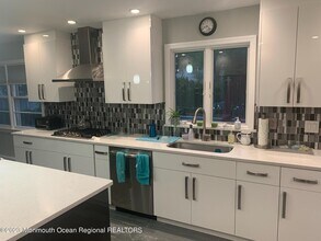 293 Lawrence Ave in Ocean Township, NJ - Building Photo - Building Photo