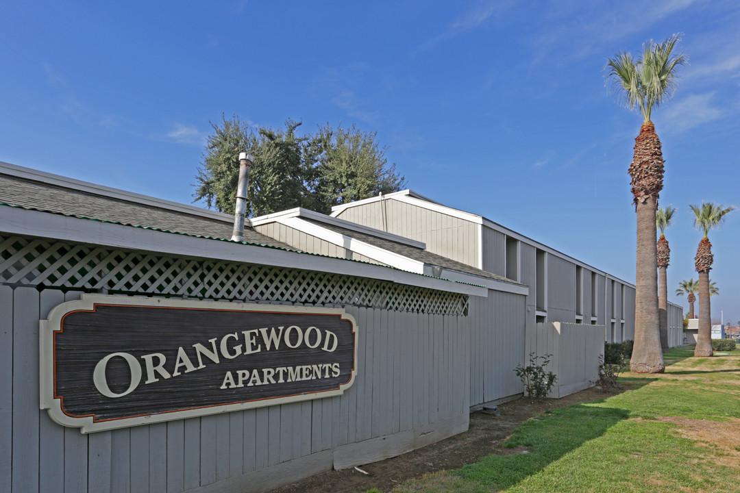 Orangewood Apartments in Lindsay, CA - Building Photo