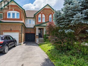3974 Discovery Ct in Mississauga, ON - Building Photo - Building Photo