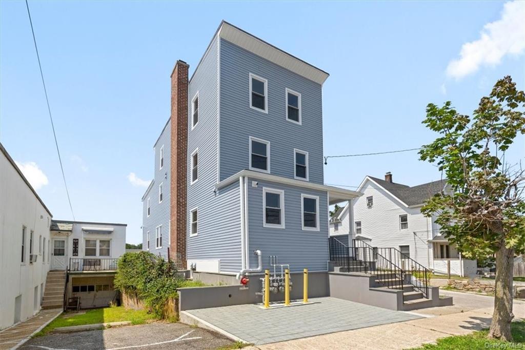 76 Crotona Ave-Unit -#1 in Harrison, NY - Building Photo