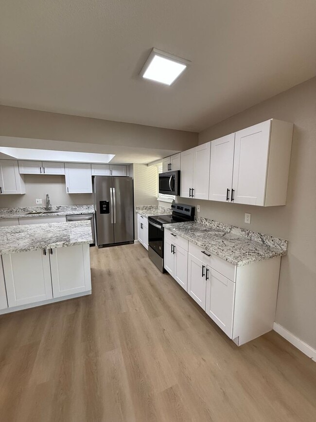 property at 316 E Dunbar Dr