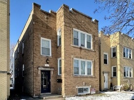 5510 N Luna Ave in Chicago, IL - Building Photo