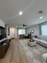 919 Mimosa Dr in Vacaville, CA - Building Photo - Building Photo