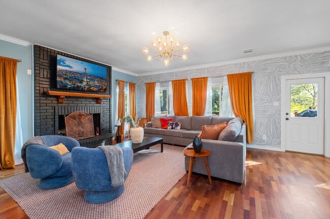 property at 13702 Yellow Oak Cir