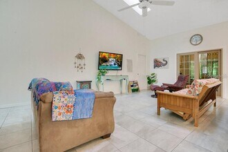 3411 Windy Wood Dr in Orlando, FL - Building Photo - Building Photo