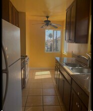 6107 S Hobart Blvd, Unit 6107 South Hobart in Los Angeles, CA - Building Photo - Building Photo