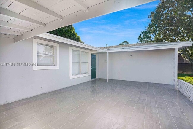 property at 812 Pennsylvania Ave