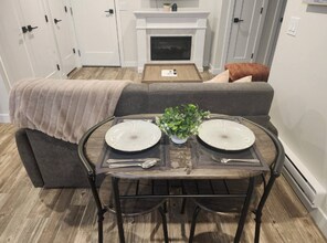 385 Chelsom Mnr in Saskatoon, SK - Building Photo - Building Photo