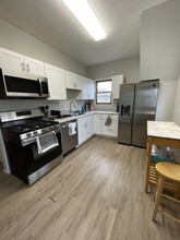 3642 Grand Blvd, Unit 2nd FL in Brookfield, IL - Building Photo - Building Photo