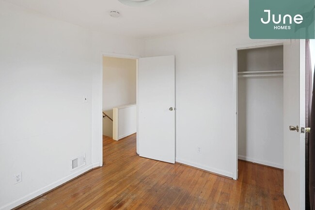 530 Ingraham St NE-Unit -D in Washington, DC - Building Photo - Building Photo