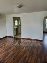 1450 E St in Springfield, OR - Building Photo - Building Photo