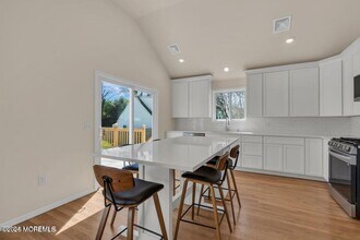 34 Chadwick Ave in Toms River, NJ - Building Photo - Building Photo