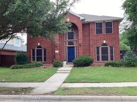 7774 Park Downs Dr in Fort Worth, TX - Building Photo