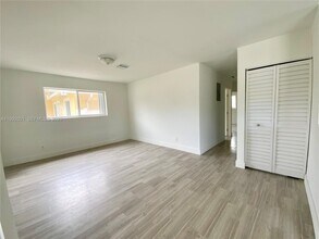 2840 NW 8th St in Fort Lauderdale, FL - Building Photo - Building Photo