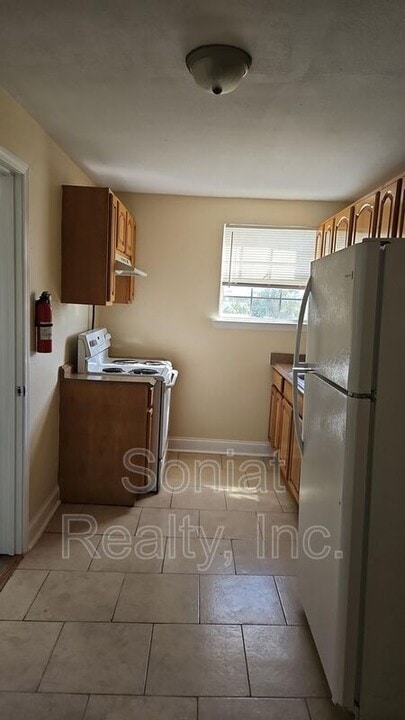 6210 Hayne Blvd in New Orleans, LA - Building Photo