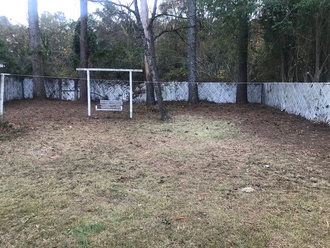 1010 W Washington Ave in Kinston, NC - Building Photo - Building Photo