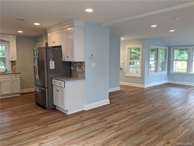 22 Wheeler Ave in Warwick, NY - Building Photo - Building Photo